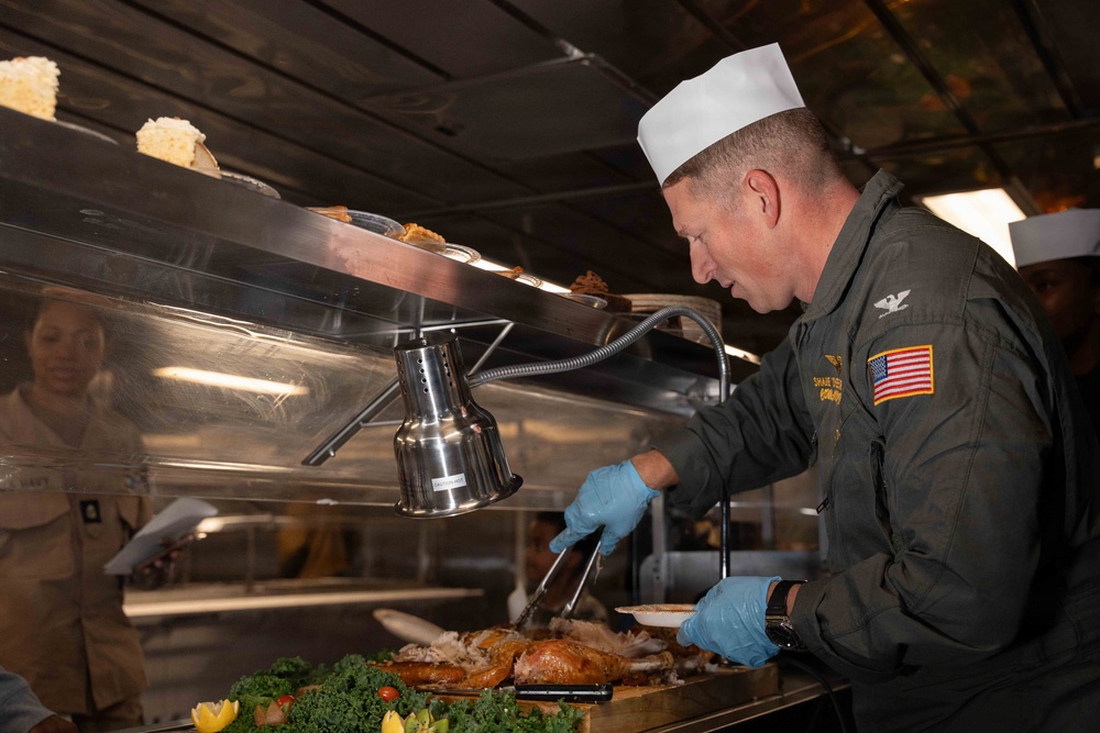 IKE celebrates Thanksgiving in the Shipyard