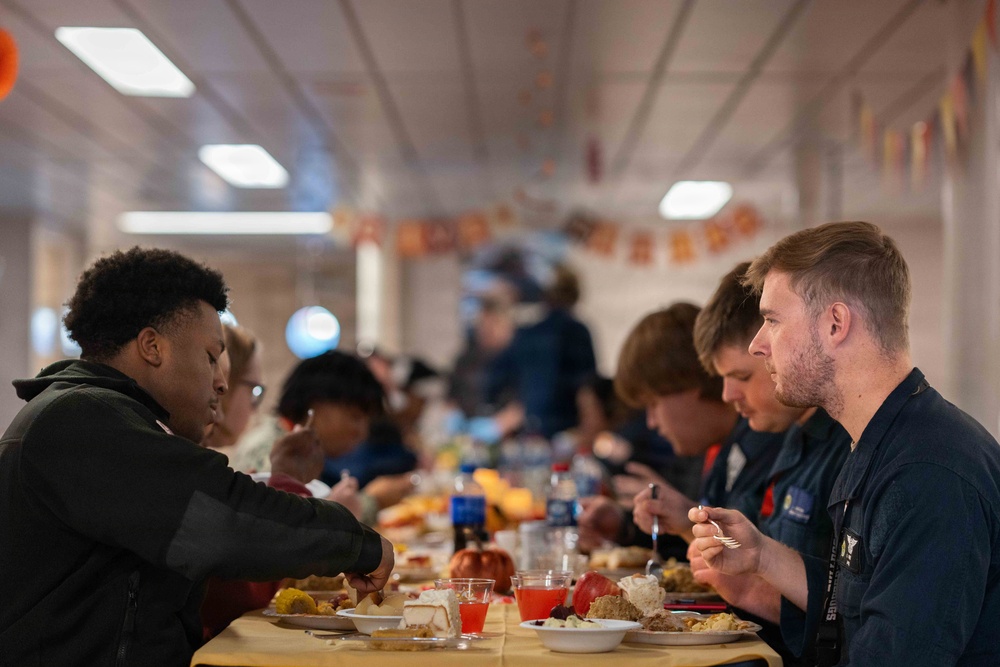 IKE celebrates Thanksgiving in the Shipyard