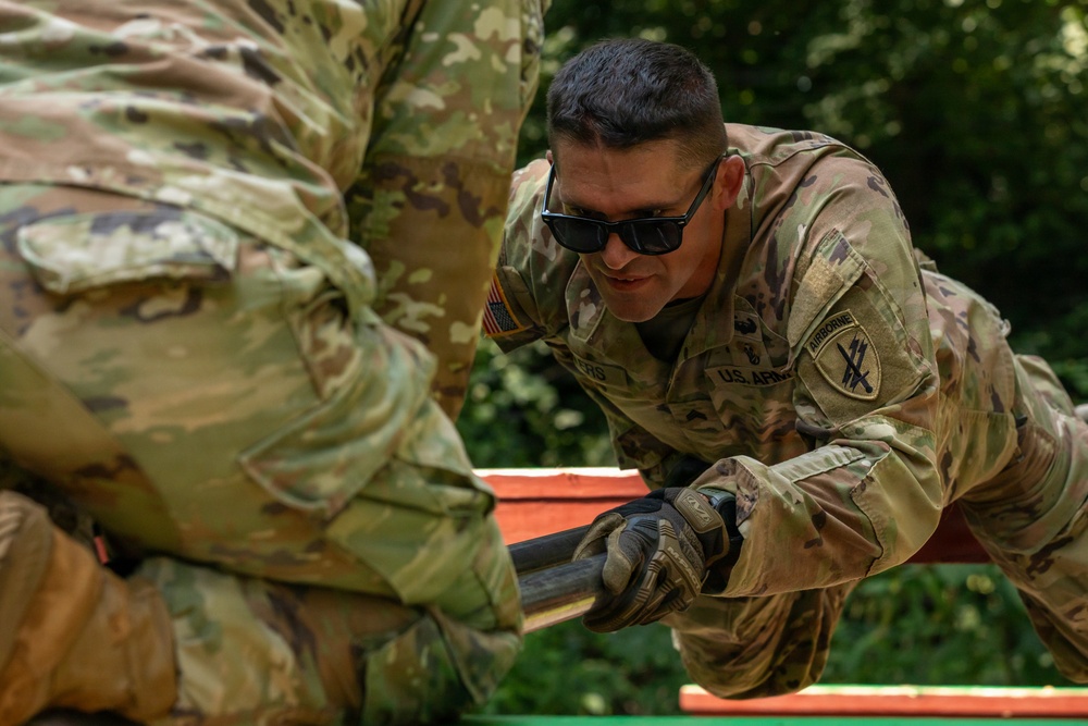 412th Civil Affairs Battalion leader reaction course
