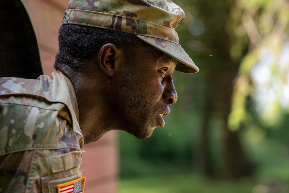 412th Civil Affairs Battalion leader reaction course