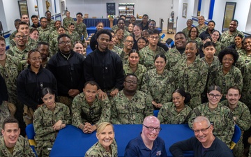 Ike Conducts Planned Incremental Availability maintenance period