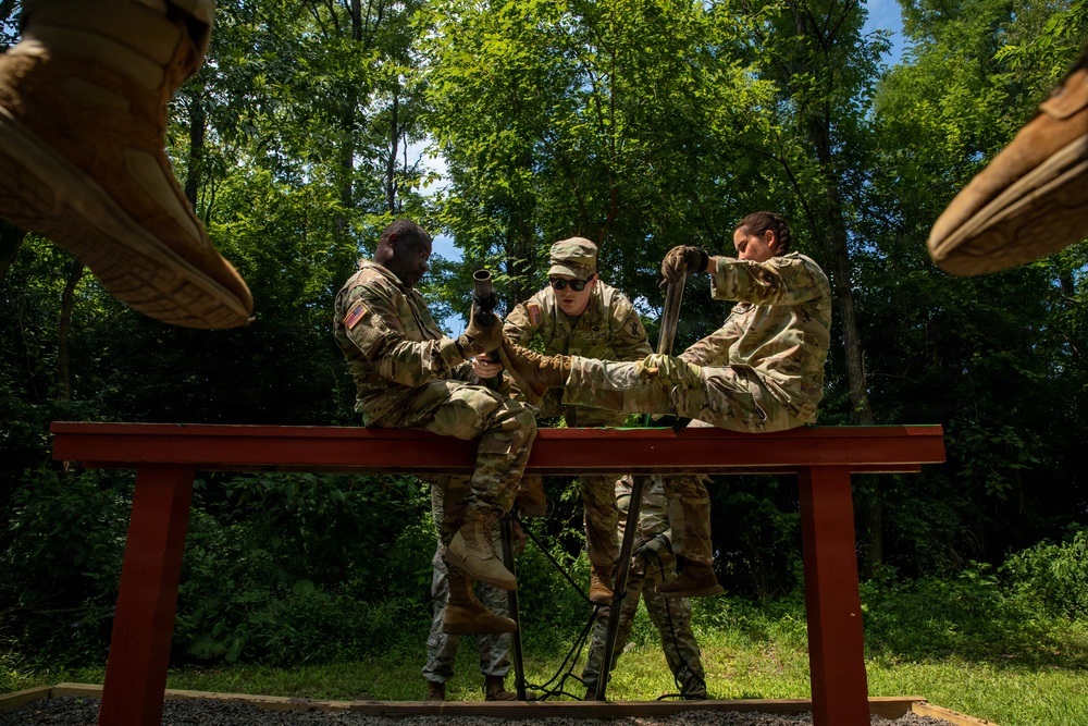 412th Civil Affairs Battalion leader reaction course