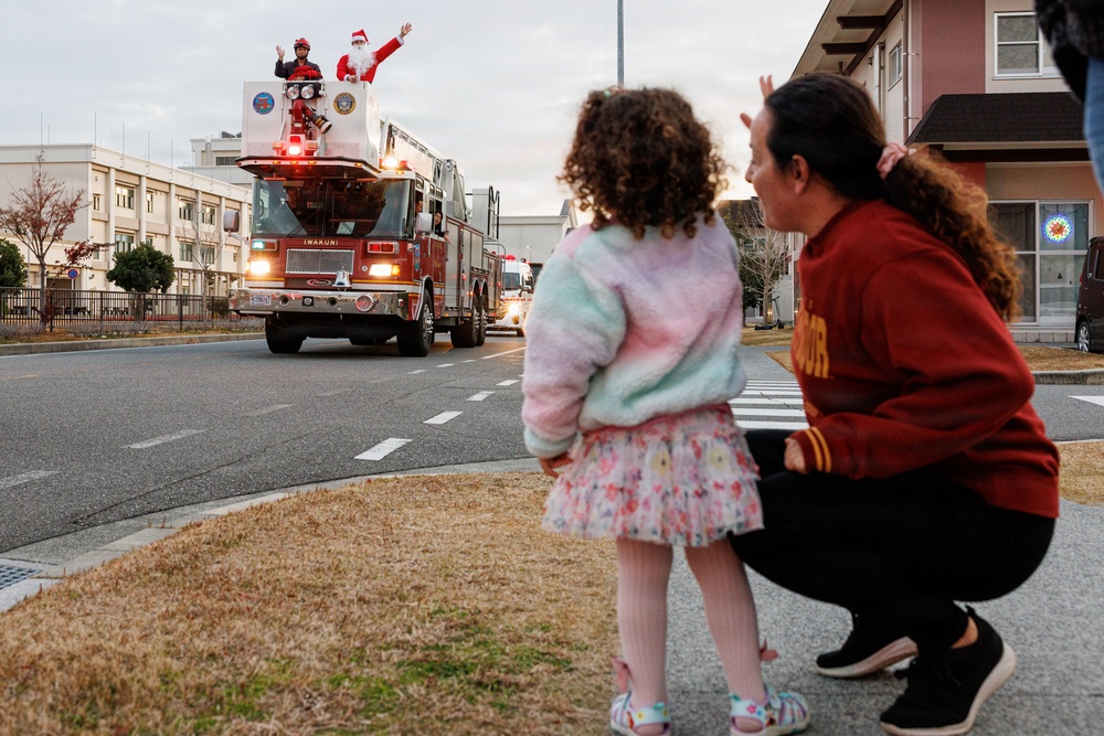 ARFF MCAS Iwakuni 2025 Christmas Parade