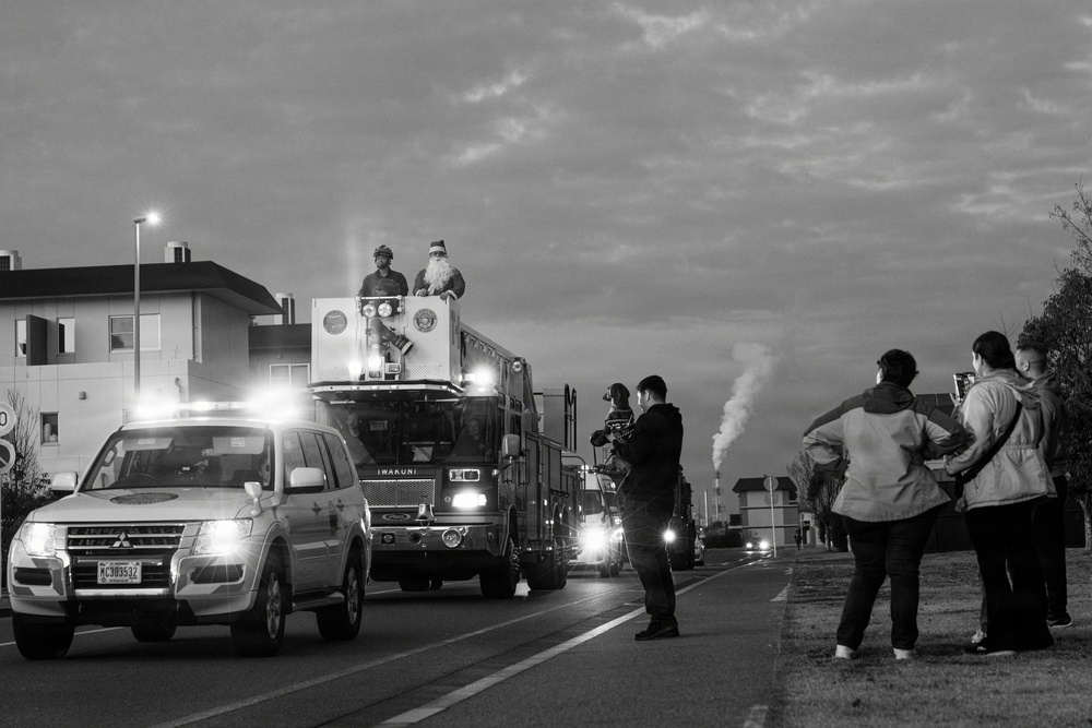 ARFF MCAS Iwakuni 2025 Christmas Parade