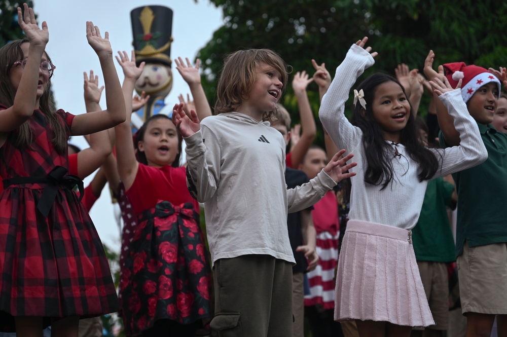 Team Andersen celebrates annual Christmas lighting