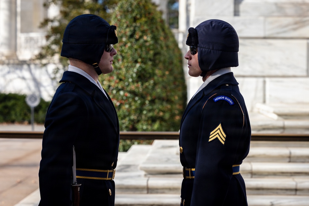 Command Sgt. Maj. Brandsasse Lays a Wreath at the Tomb of the Unknown Soldier