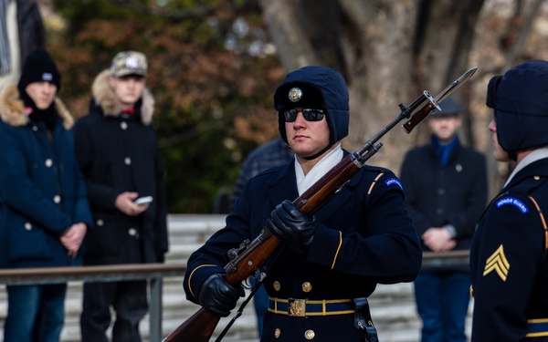 Command Sgt. Maj. Brandsasse Lays a Wreath at the Tomb of the Unknown Soldier