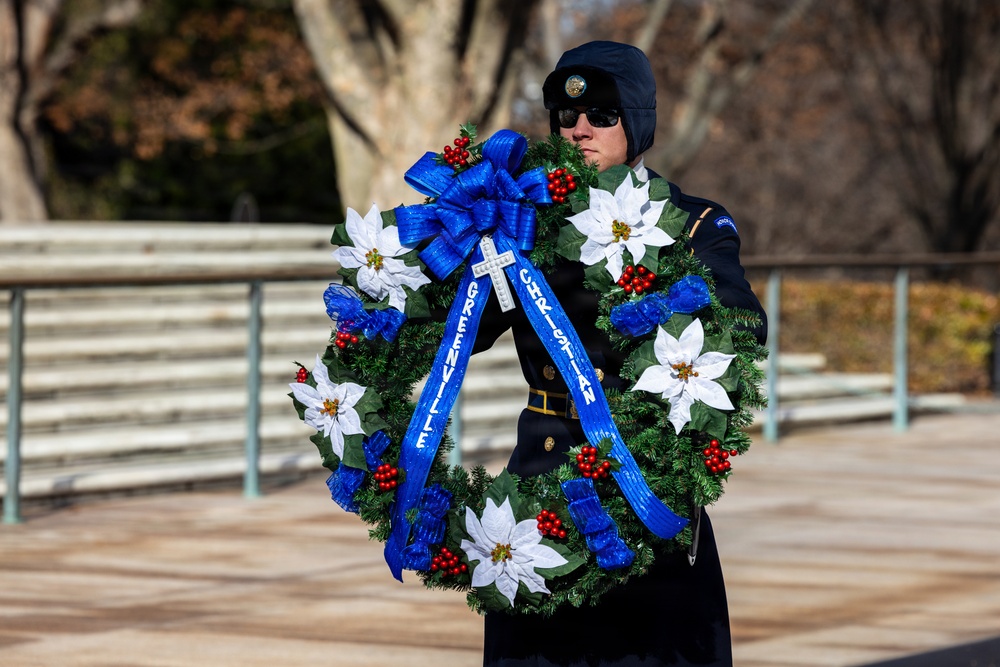 Command Sgt. Maj. Brandsasse Lays a Wreath at the Tomb of the Unknown Soldier