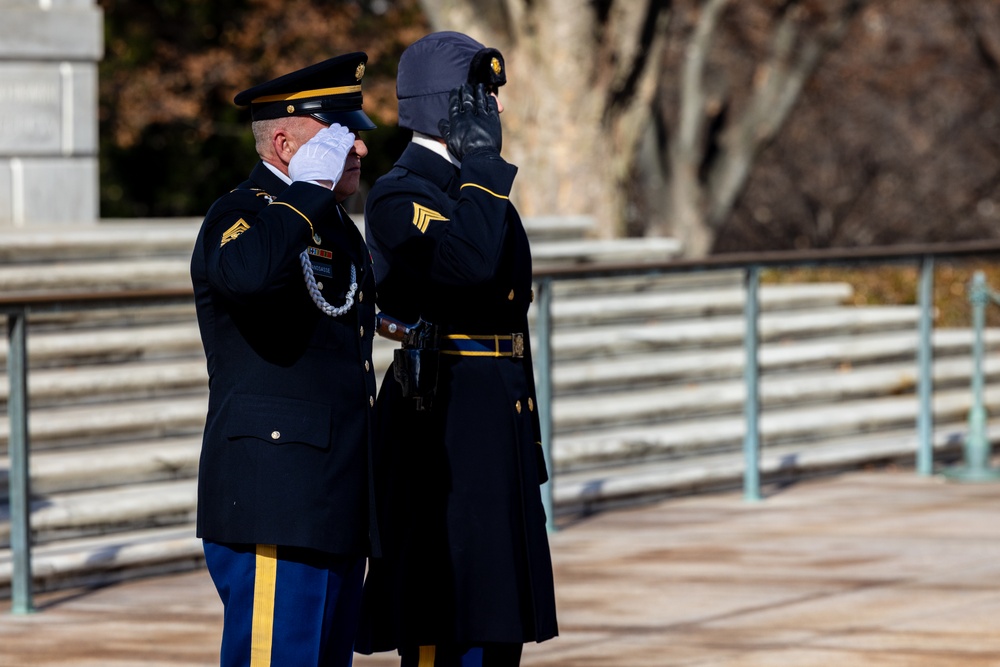 Command Sgt. Maj. Brandsasse Lays a Wreath at the Tomb of the Unknown Soldier