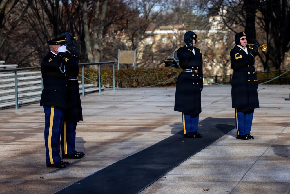 Command Sgt. Maj. Brandsasse Lays a Wreath at the Tomb of the Unknown Soldier