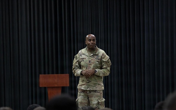 New York Army National Guard leaders visit deployed troops