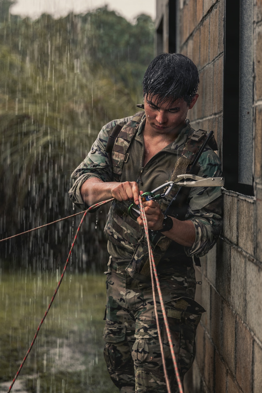 EOD Technicians Compete in Coconut Crab Competition (Additional Coverage)