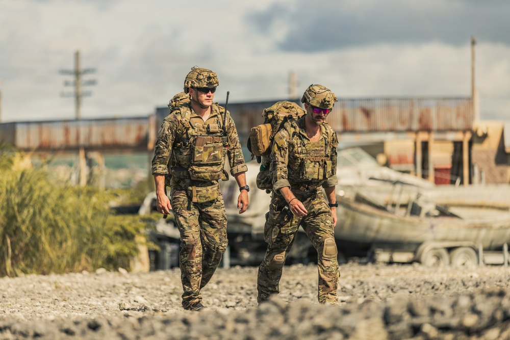 EOD Technicians Compete in Coconut Crab Competition (Additional Coverage)