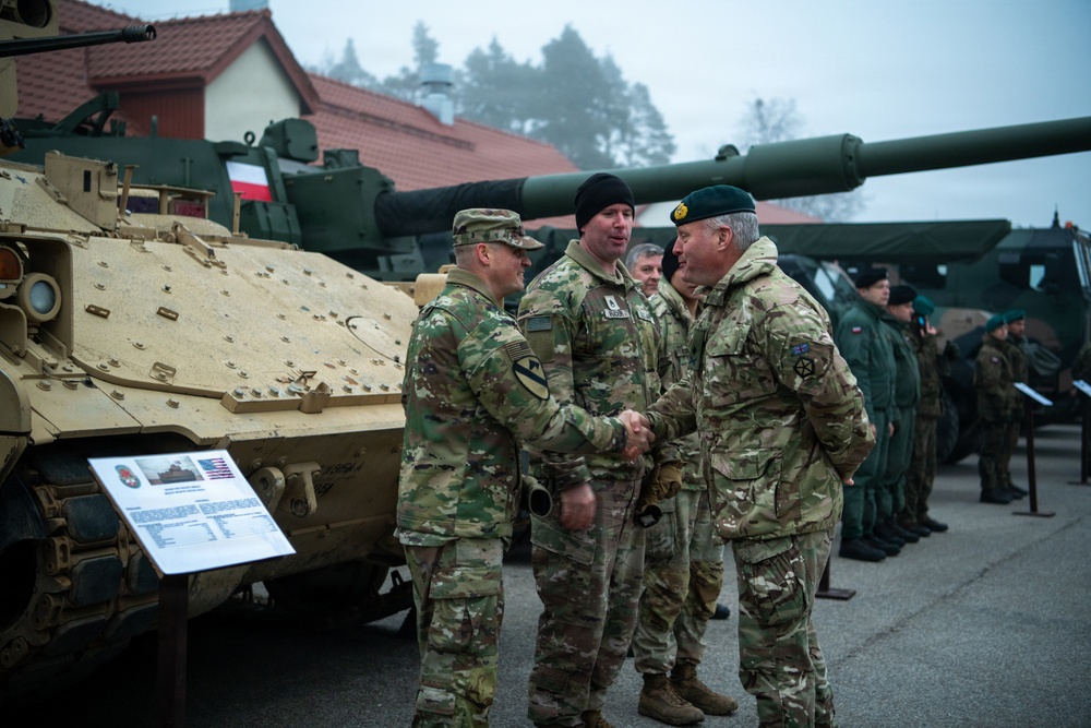 Senior NATO Leaders Visit Forward Land Forces at Bemowo Piskie