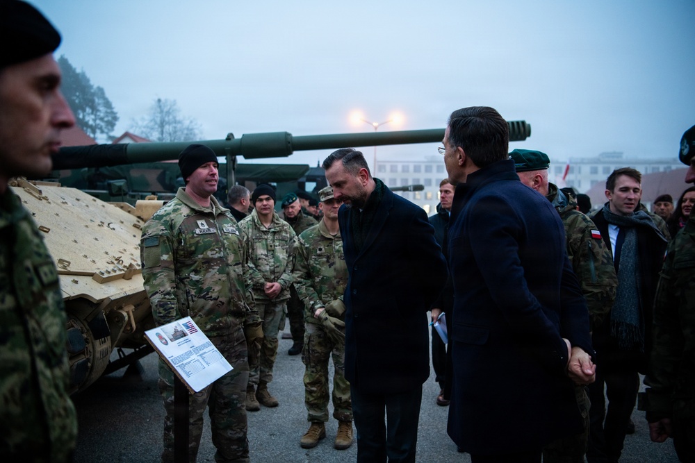 Senior NATO Leaders Visit Forward Land Forces at Bemowo Piskie