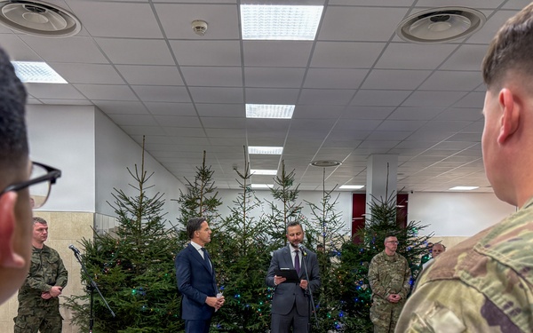 Senior NATO Leaders Visit Forward Land Forces at Bemowo Piskie