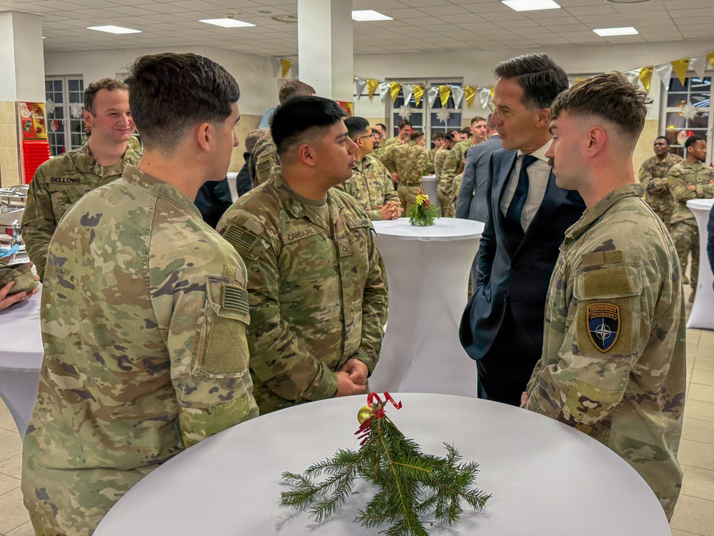 Senior NATO Leaders Visit Forward Land Forces at Bemowo Piskie