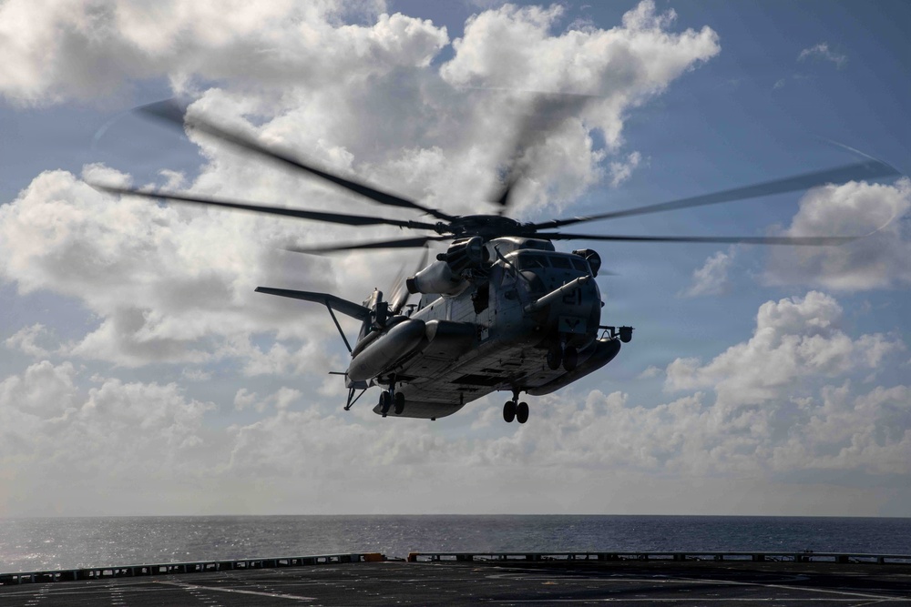 Flight Operations aboard USS Fort Lauderdale