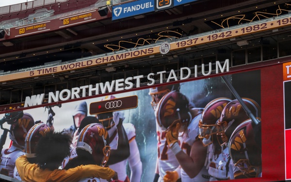 1st HS conducts flyover for Washington Commanders vs. Dallas Cowboys game