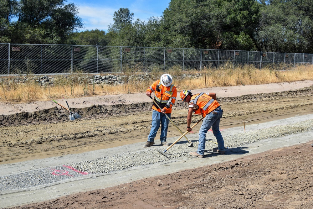Work Underway at Dike 3