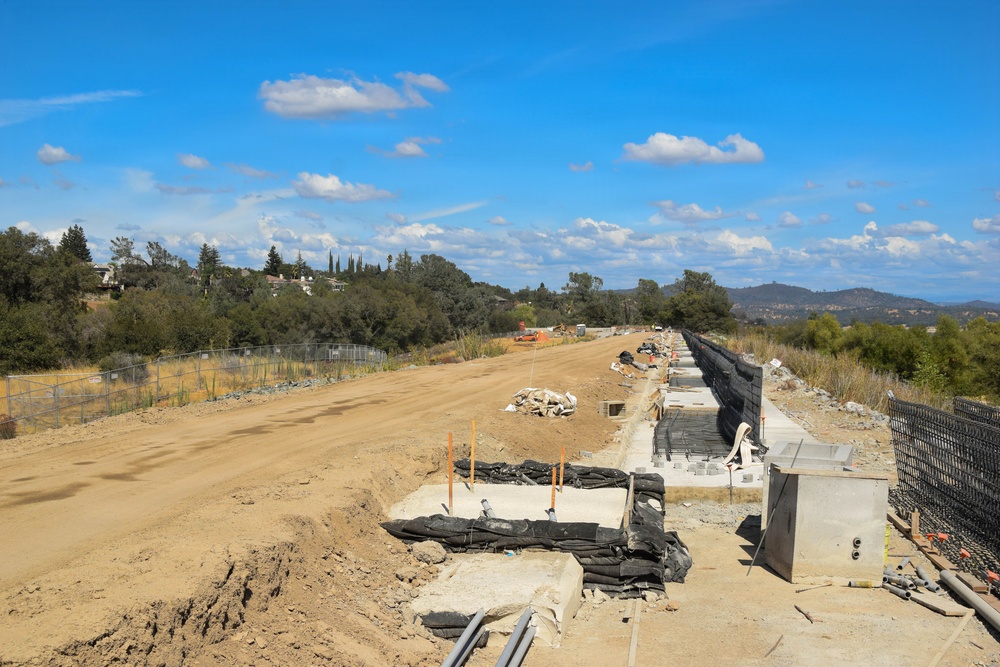 Work underway on Dike 4
