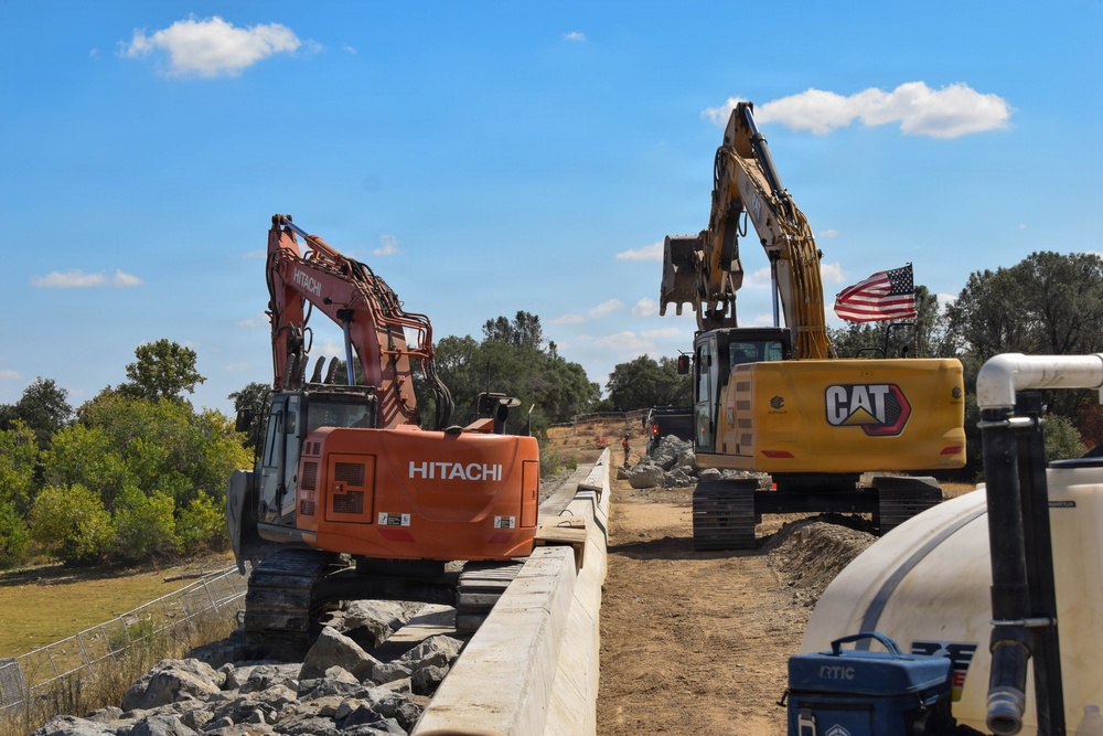Work Underway at Dike 6