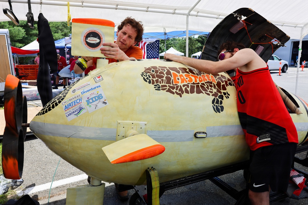 NSWC Carderock Division hosts the 18th International Submarine Races (ISR 18)