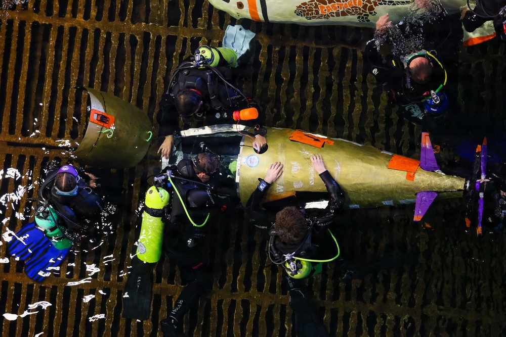 NSWC Carderock Division hosts the 18th International Submarine Races (ISR 18)