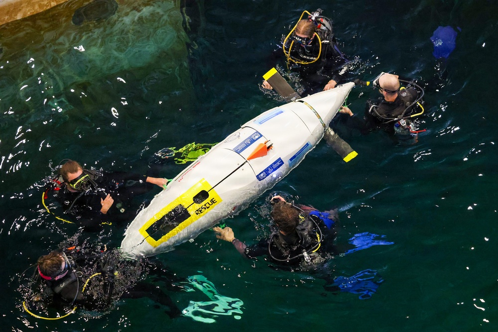 NSWC Carderock Division hosts the 18th International Submarine Races (ISR 18)