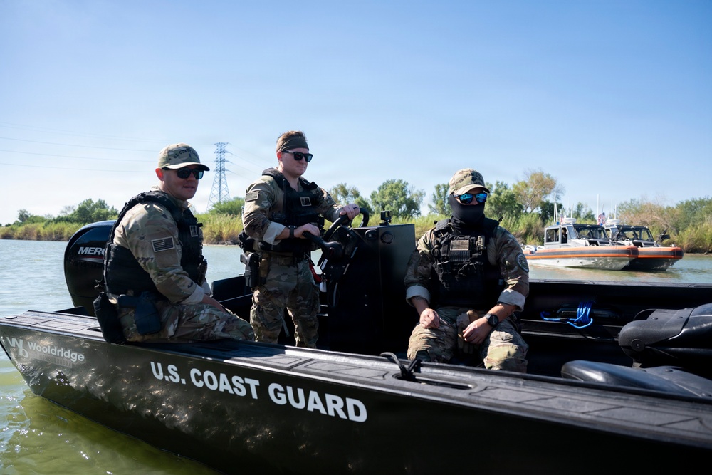 Coast Guard members train with new assets on the Rio Grande