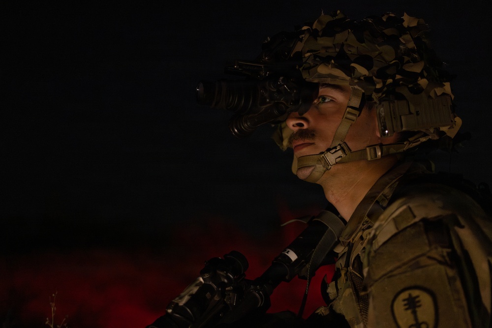 Military Police Take On Mojave Falcon 25