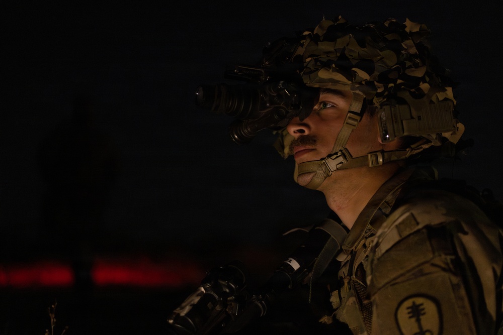 Military Police Take On Mojave Falcon 25