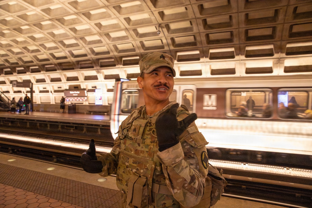 Arkansas National Guardsmen assist with Joint Task Force D.C. Mission