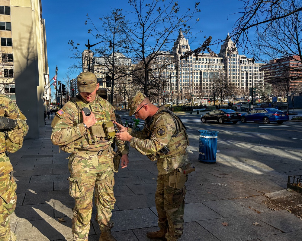 Arkansas National Guardsmen assist with Joint Task Force D.C. Mission