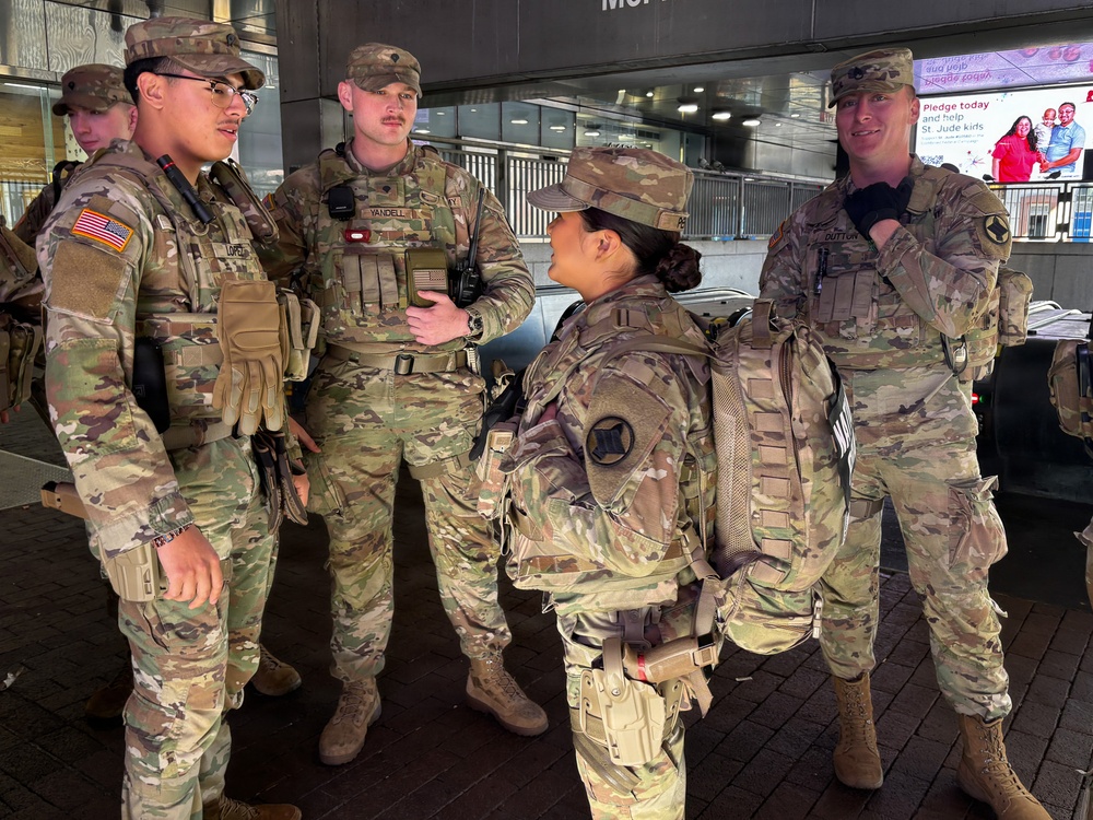 Arkansas National Guardsmen assist with Joint Task Force D.C. Mission