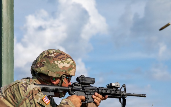 412th Civil Affairs Battalion weapon qualification