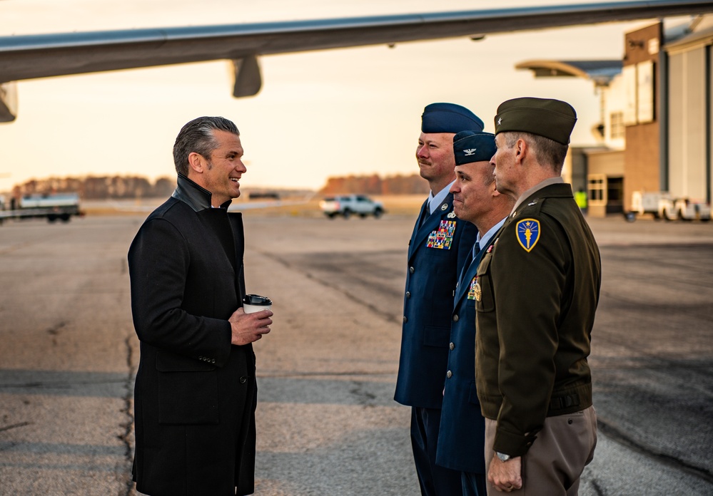 Secretary of War addresses Indiana Defense Summit