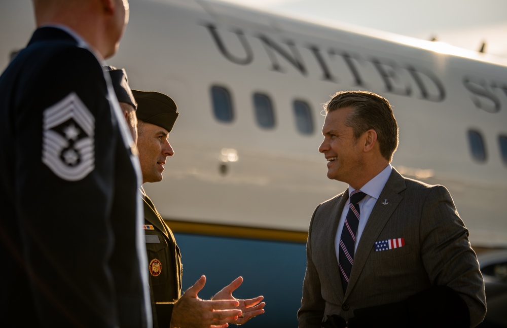 Secretary of War addresses Indiana Defense Summit