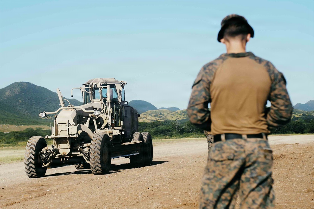 22nd MEU(SOC) | Aircraft Runway Construction in Puerto Rico