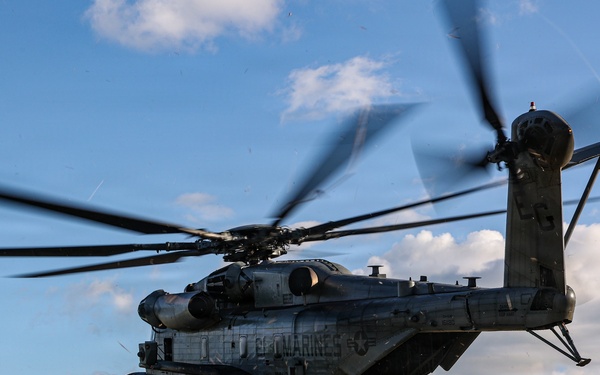 22nd MEU(SOC) | CLB Conducts Helicopter Support Team Training in Puerto Rico