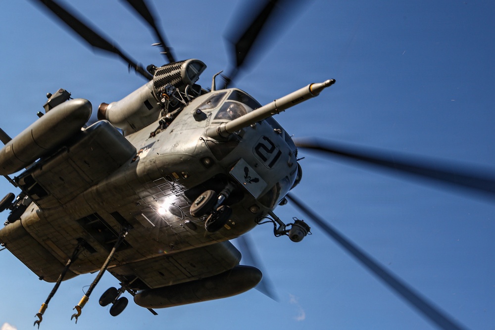 22nd MEU(SOC) | CLB Conducts Helicopter Support Team Training in Puerto Rico