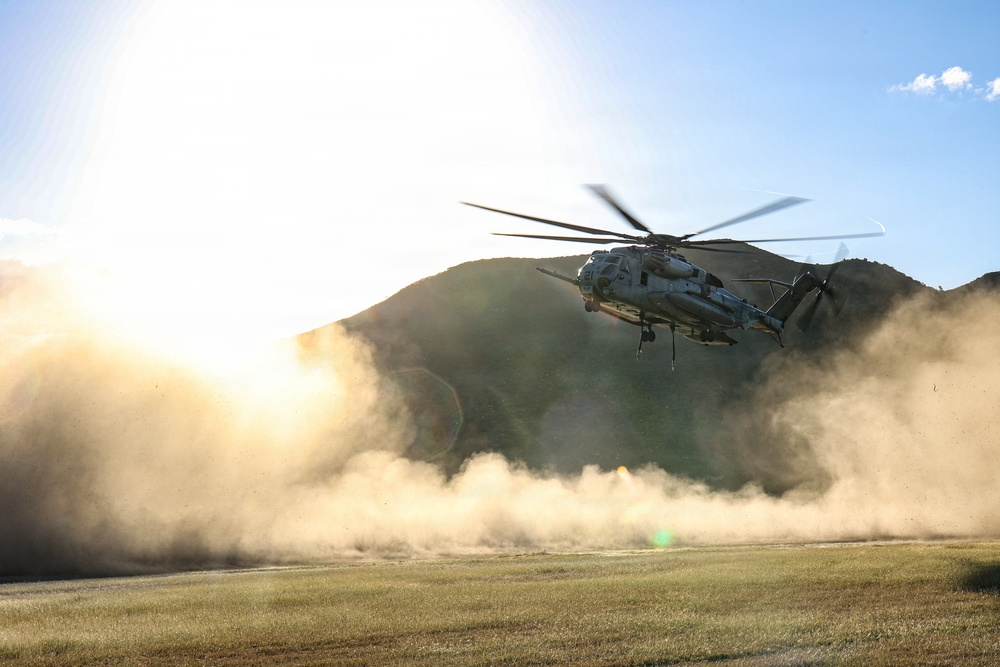 22nd MEU(SOC) | CLB Conducts Helicopter Support Team Training in Puerto Rico