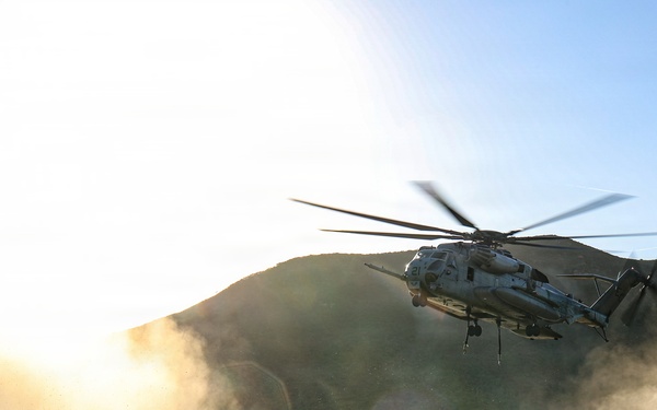 22nd MEU(SOC) | CLB Conducts Helicopter Support Team Training in Puerto Rico
