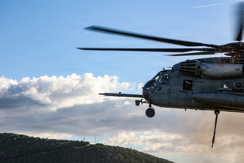 22nd MEU(SOC) | CLB Conducts Helicopter Support Team Training in Puerto Rico