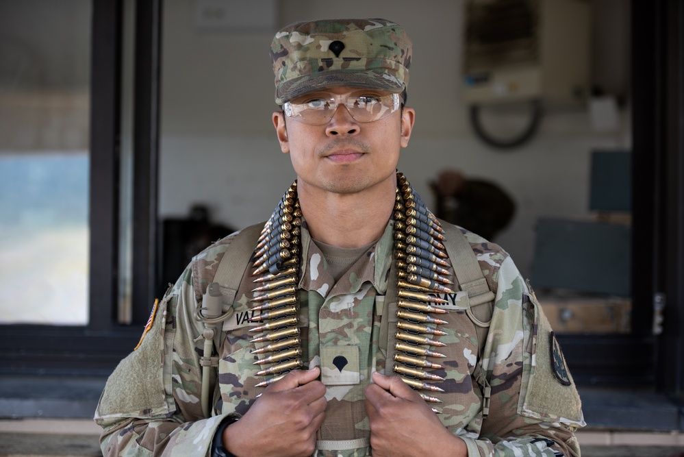 Alaska Army National Guardsmen conduct crew-served weapons training