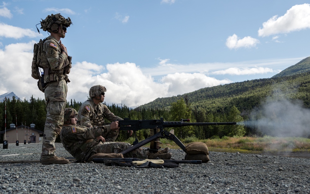 Alaska Army National Guardsmen conduct crew-served weapons training