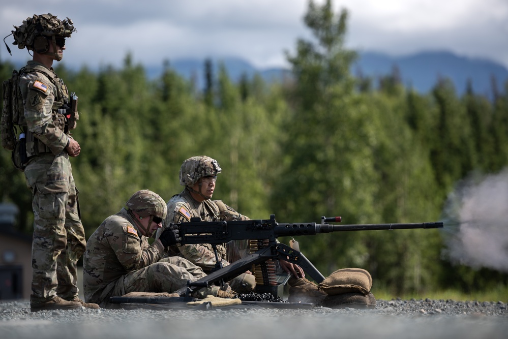 Alaska Army National Guardsmen conduct crew-served weapons training