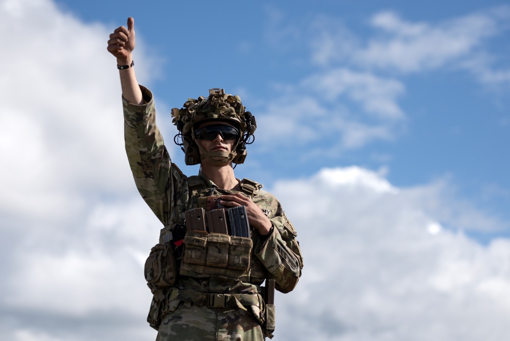 Alaska Army National Guardsmen conduct crew-served weapons training