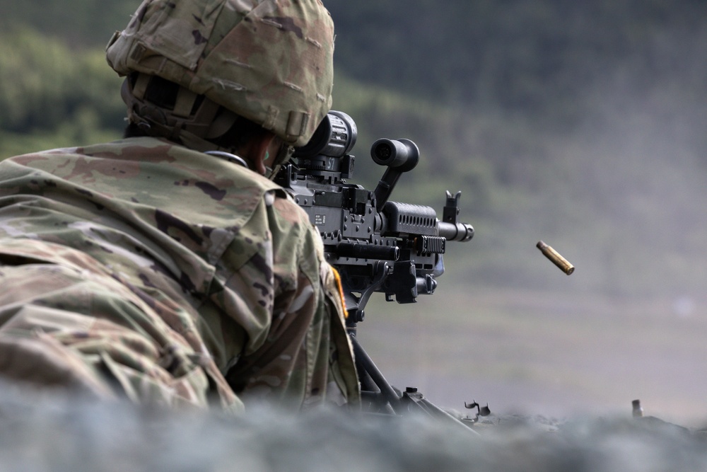 Alaska Army National Guardsmen conduct crew-served weapons training
