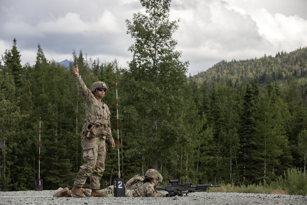 Alaska Army National Guardsmen conduct crew-served weapons training